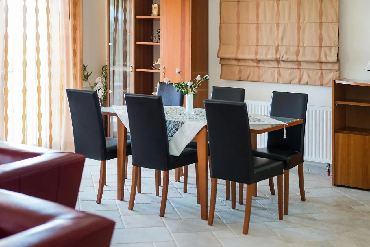 Aspa'S Verde Palazzo - Very Close To The Beach Argostoli  0*, Argostoli (Kefalonia)