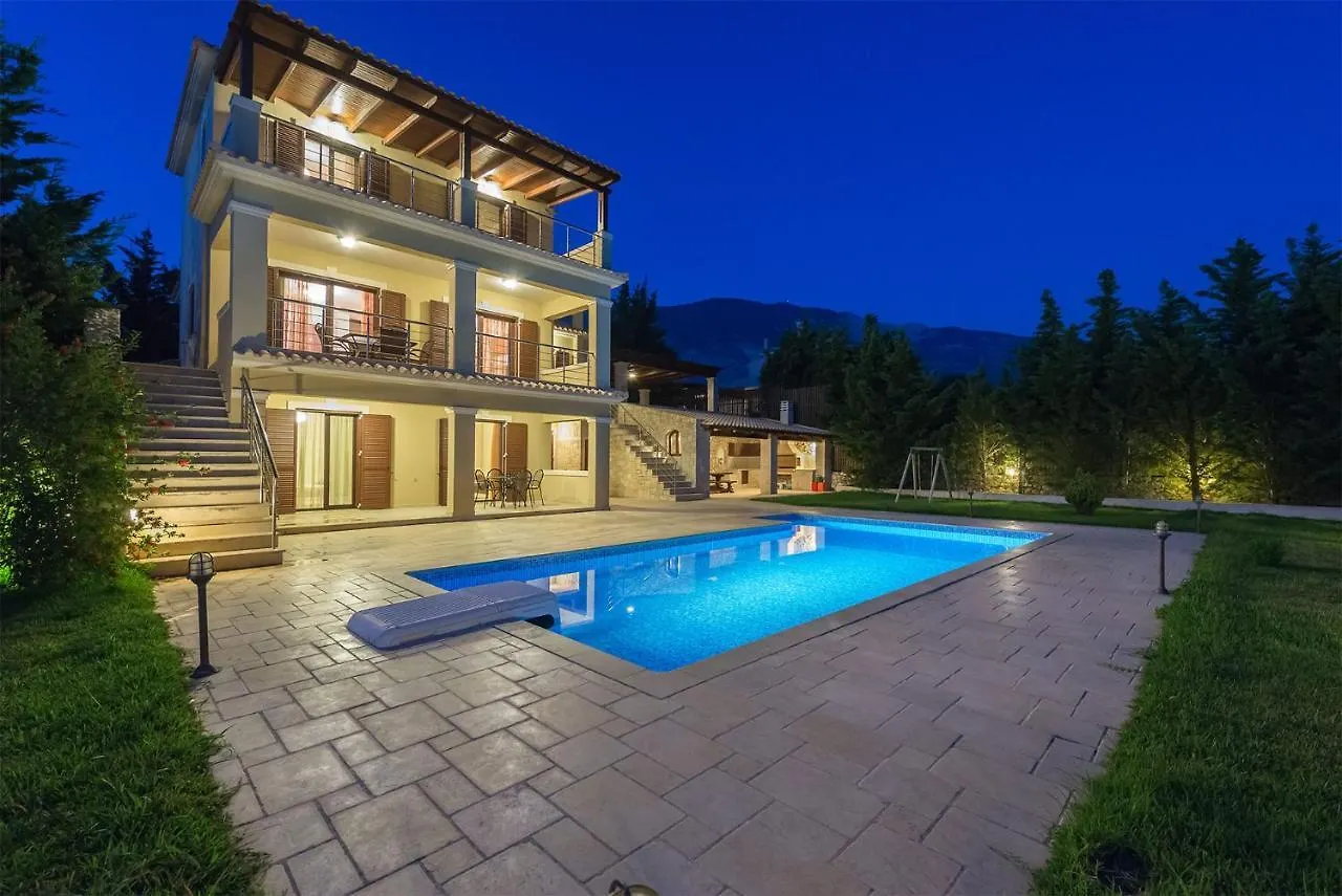 Villa Aspa'S Verde Palazzo - Very Close To The Beach Argostoli