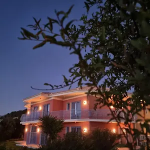 Julietta Argostoli (Kefalonia)